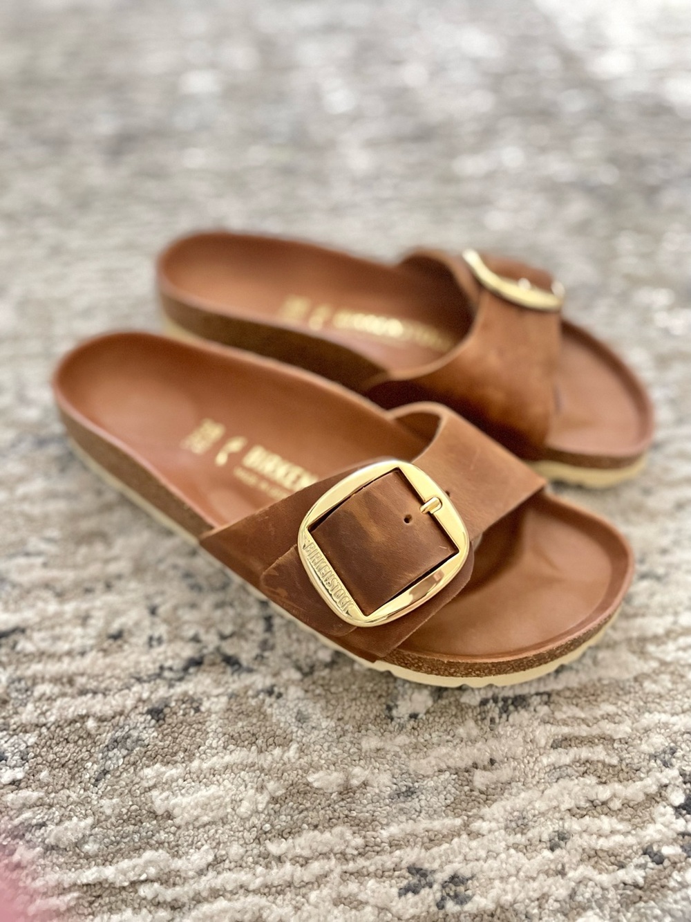 Birkenstock Madrid Big Buckle Cognac Brown Leather Sandals Size 7 (38) Gold - Picture 2 of 5